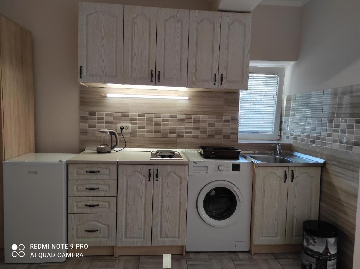 Apartman Pijavica Bijela Exterior foto
